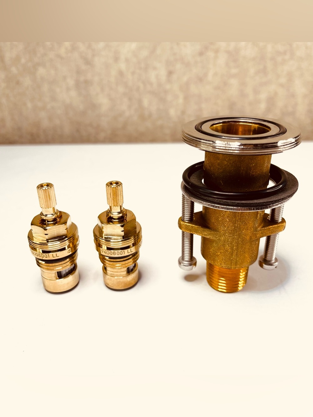 NWB Hansgrohe Shut Off Valve Stop Valve 97357001 3 Piece Set Made in Germany